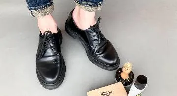 Blog post thumbnail for Dr.Martens 1461 MONO 3 HOLE 三ヶ月後
