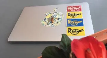 Blog post thumbnail for 緑さんの透明シール 「Dr.Kittens」