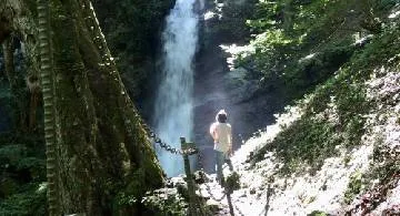 Blog post thumbnail for 野宿旅 山