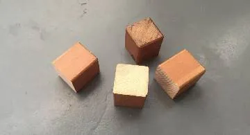 Blog post thumbnail for 机の脚を切る