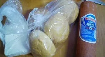 Blog post thumbnail for サンドイッチとオマケ